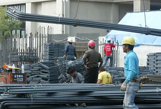 盤商趁著鋼筋漲價初期持續買進 逢低補庫 鋼筋廠買氣連3旺
