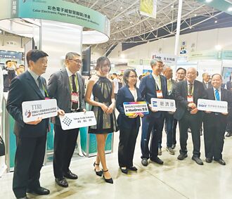 紡織所×元太 開發首款智慧服裝