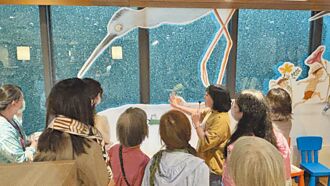 瑞仪 出版海洋绘本《来玩来玩》