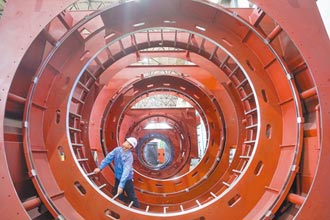 消費疲軟 外媒估陸經濟「保5」無望