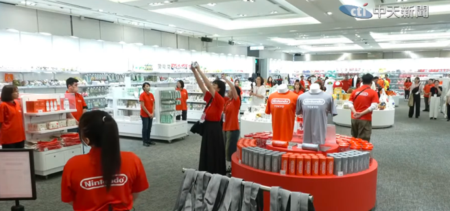 任天堂台北快閃店「Nintendo POP-UP STORE in TAIPEI」17 日起於台北新光三越信義新天地 A9 開幕。（截自中天新聞）
