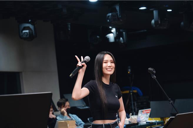 孫盛希正閉關籌備11月即將登場的演唱會。（滾石唱片提供）