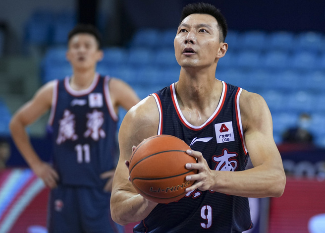 易建联被爆出嫖娼传闻，引发高度关注。（图／新华社）