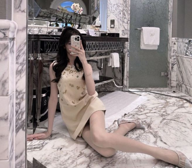 李金金为「女装大佬」的跨性别者。（图／翻摄微博）