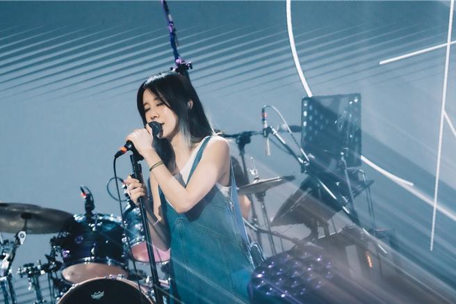 白安日前受邀出席「Takao Rock 打狗祭」演出。（相信音樂提供）