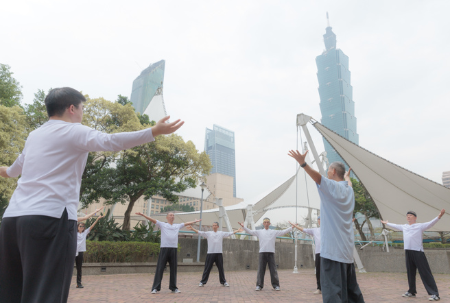 一名网友好奇65岁后是不是很难租房，引起两派讨论，也有人建议替代方案。（示意图／资料照）