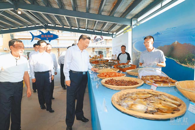 中共解放軍圍台軍演剛結束，大陸國家主席習近平15、16日赴福建漳州、廈門考察，提到要建設好兩岸融合發展示範區，促進兩岸文化交流。（新華社）