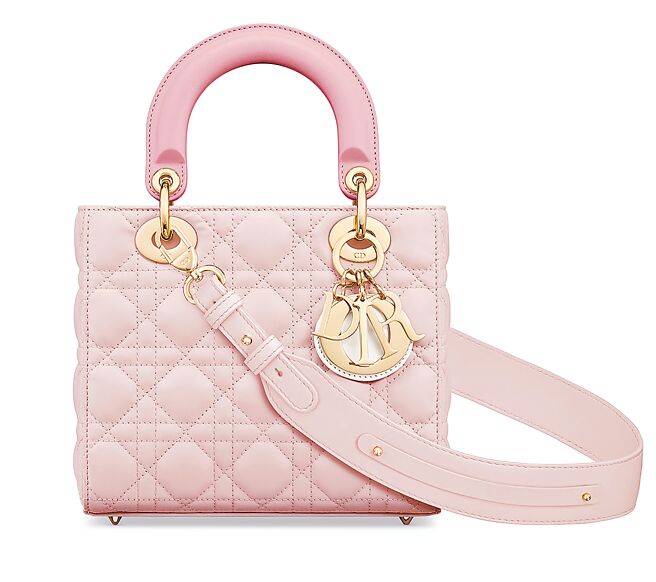 Lady Dior My ABCDIOR玫瑰粉杏桃紅與拿鐵白三色調籐格紋小牛皮提包，價格未訂。（Dior提供）