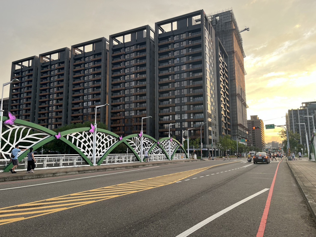 信義房屋詹智偉提醒買家，購屋是一項中長期的規劃，應根據自身的財務狀況，選擇具備生活機能並且適合居住的區域，而非追求短期內的房價增值。(圖/信義房屋 提供)