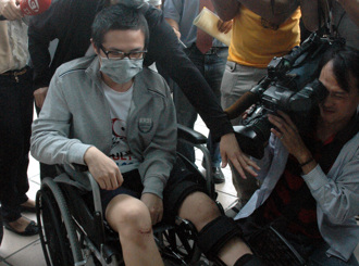 15歲少年偷開車撞死3人 網想起「葉少爺」：難怪笑得出來