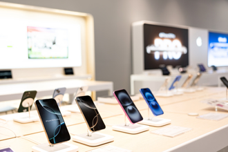 iPhone 16价格狂跳水！贬值速度创史上最快 1关键沦败笔