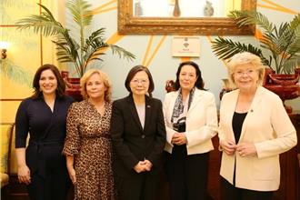 蔡英文：女性領導人將站在維護民主價值最前線