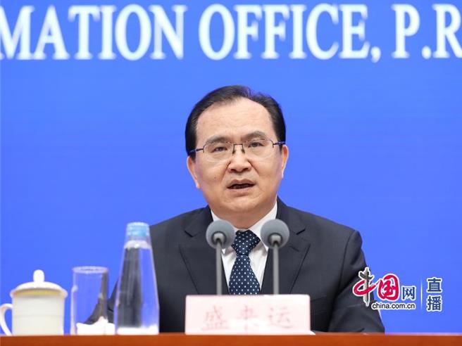 大陸今年前3季房地產開發投資年減10.1％，國家統計局副局長盛來運表示，對後期房地產市場持樂觀態度。（中國網）