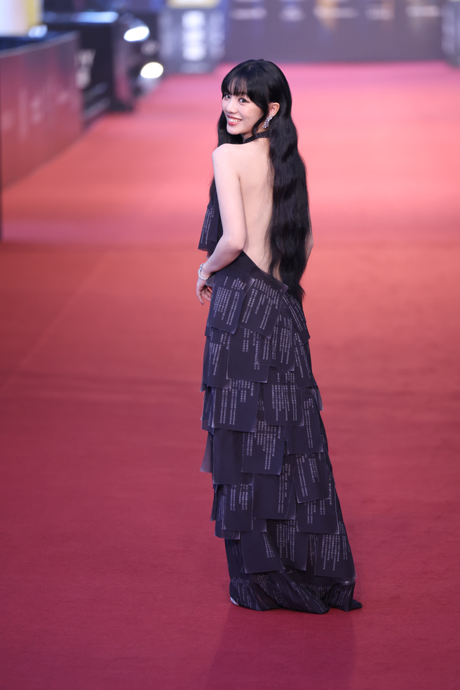 木木辣秀美背。（圖／陳俊吉、羅永銘、杜宜諳攝）