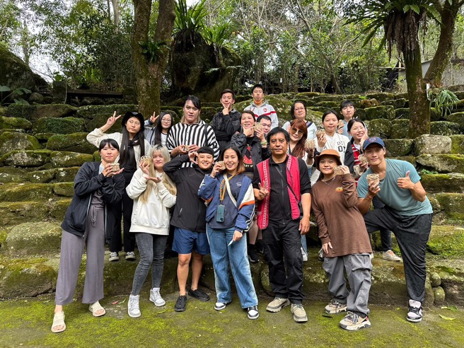 苗栗賽夏族-嘎嘎歐岸部落參訪。(照片/開南大學提供)