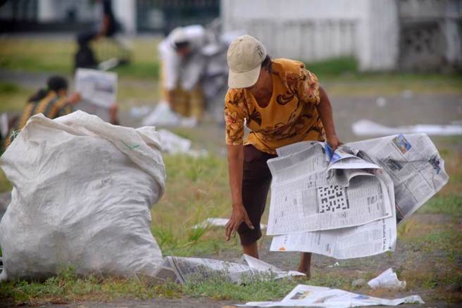 新北拾荒者列冊人數不符實際，環保局曝原因將提精進計畫。（示意圖：shutterstock／達志）