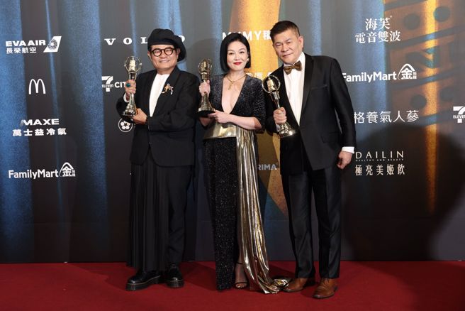 《超级夜总会》夺奖，击败小S、吴宗宪、曾国城等大咖。（图／陈俊吉、罗永铭、杜宜谙摄）