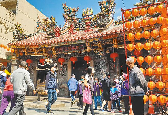 八德三元宫今年提送指定古蹟申请表，庙方17日接获审查结果，桃园市政府将依文资审议委员会决议与市长张善政核定，办理古蹟指定公告。（八德三元宫提供／姜霏桃园传真）