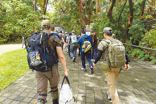 （图／黑熊学院脸书粉专）