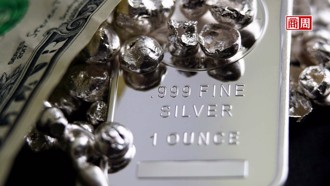 白銀飆漲創12年新高 還能買？「窮人的黃金」後市解析