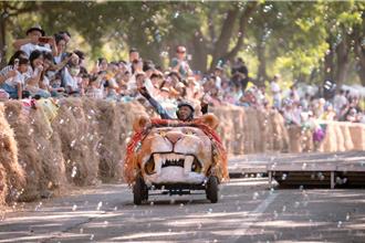 西拉雅趣飛車邁入第11年 氣球獨角獸造型主題車亮相