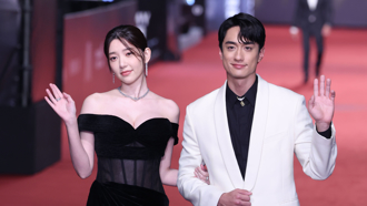 金鐘59／郭雪芙紅毯被問男友這樣說　劉俊謙自曝「想念大奶」