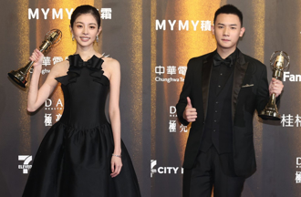 金鐘59／詹子萱奪迷你劇集新人　謝祖武兒舉獎座高喊「看好了」