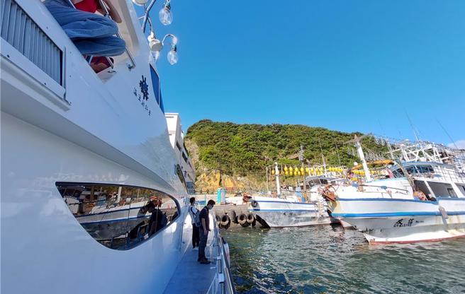 深澳漁港被評為北海岸最髒亂漁港，新北市漁業處反駁指評分主觀。（陳慰慈攝）