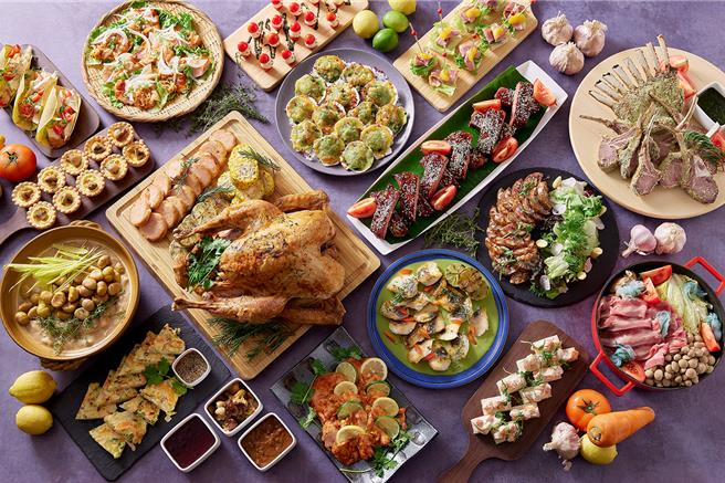 2024 ITF台北國際旅展期間，「鉑麗安平日午晚餐自助餐券」買10送1，平均每張1045元，折扣下殺64折。（圖／JR東日本大飯店台北）