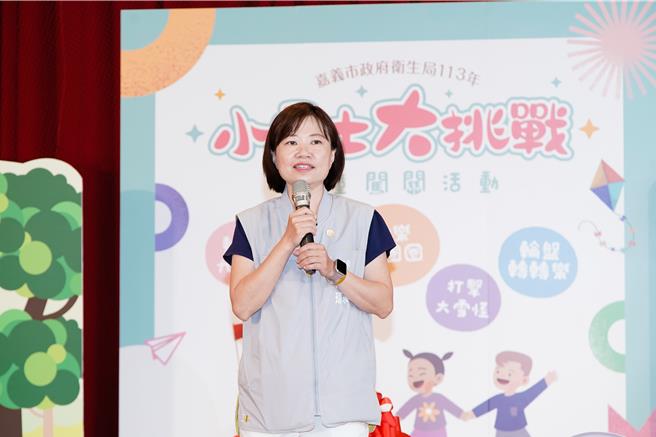 嘉市府卫生局长廖育玮提醒家长检测幼儿视力、发育，促进孩子健康。（嘉市府提供／廖素慧嘉市传真）