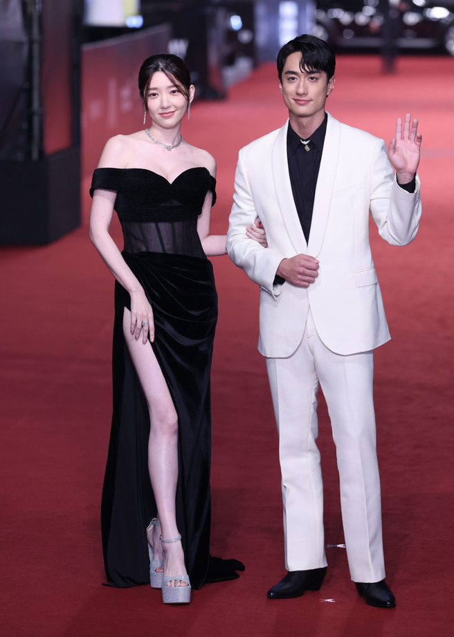 郭雪芙、刘俊谦以《此时此刻》入围金钟奖「戏剧节目女主角奖」、「戏剧节目男主角奖」。（图／陈俊吉、罗永铭、杜宜谙摄）