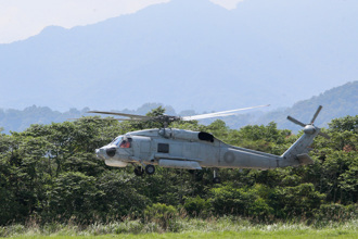 S-70C反潜直升机现踪绿岛掀关注 军方回应了