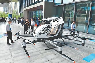 陆低空经济市场 明年达1.5兆人民币