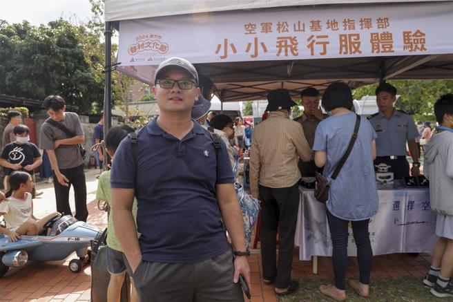 民眾戴家传。（记者范瑜摄）