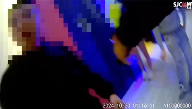 警方獲報到場了解案發情況。（警方提供）