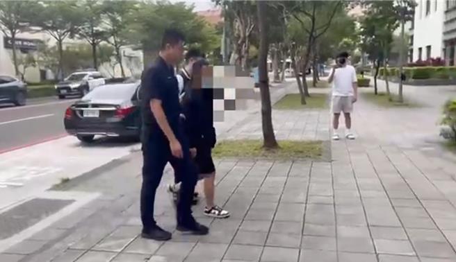 古男遭警方查緝到案。（警方提供）