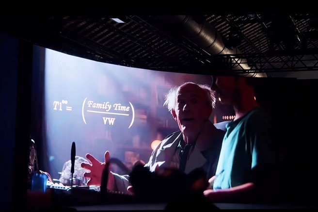 即將在22日上線的廣告片於記者會搶先曝光。（陳大任攝）