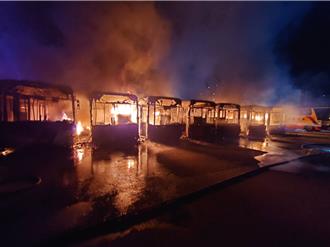 9電巴燒到剩骨架！是否影響公車班次 台中交通局解答了