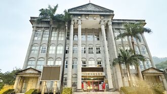 三峽區公所經建課 一次走4人