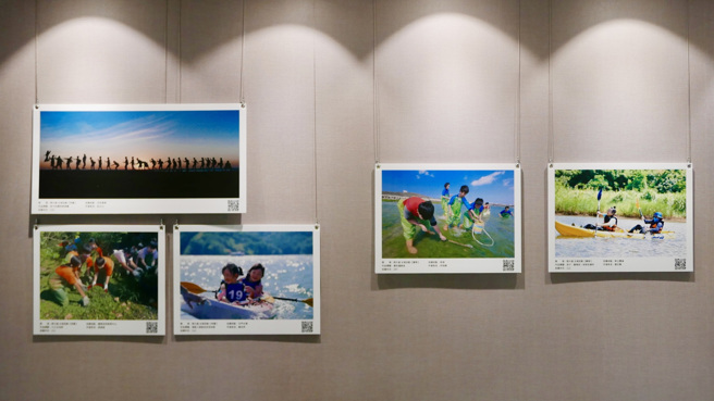 「鏡頭下的戶外教育」攝影展-「得獎作品專區」。(照片/教育部提供)
