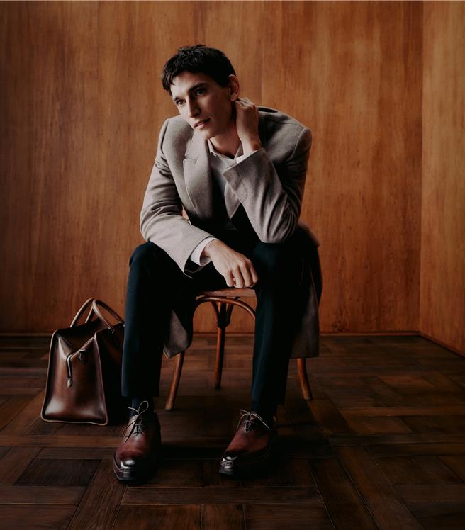 Berluti六款经典鞋包展现极致工艺。（Berluti提供／黄唯淯台北传真）