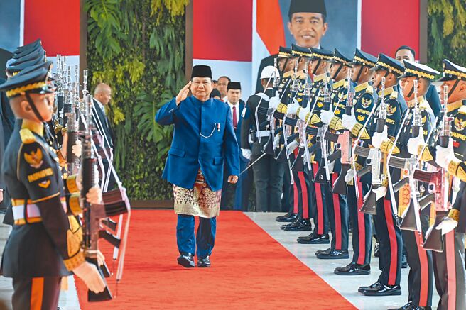 印尼新任總統普拉伯沃當地時間20日宣示就職，中國國家主席習近平致電祝賀。（新華社）