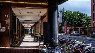 打通老舊騎樓 竹北市光明國小通學更安全