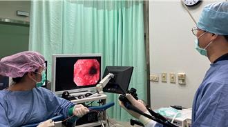 小心「肚破腸流」！醫曝4症狀：恐是發炎性腸道疾病