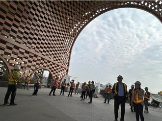 高雄新地标变蚊子馆？「空中鳯城」招商再延