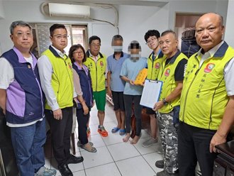 单亲母顾癌父与2幼子陷困境  新北携行善团伸援助