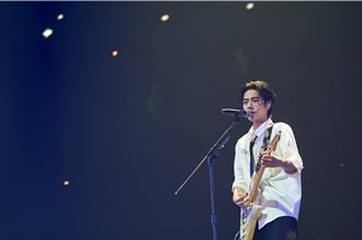 Ozone林佳辰為〈貝貝我不會再耍廢了〉曝私下在房間大吼叫