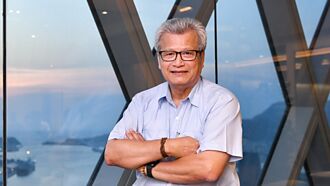 翁朝棟 籲政府勿重科技輕傳產