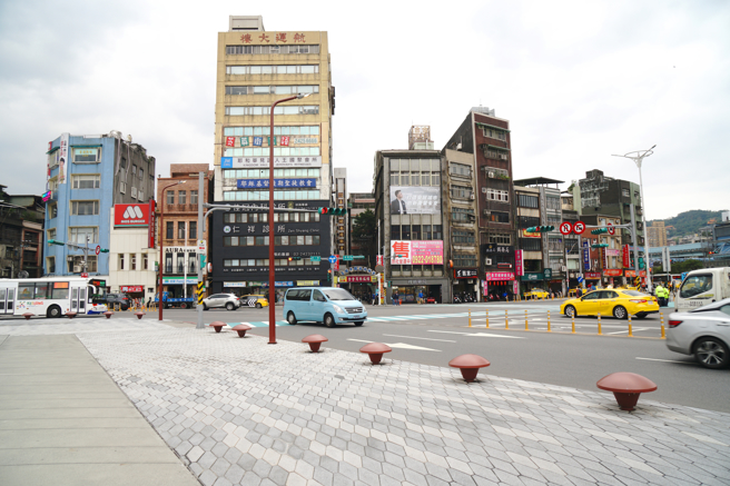 基隆人和朋友要约见面，都会说约「街上」。（示意图，shutterstock／达志）