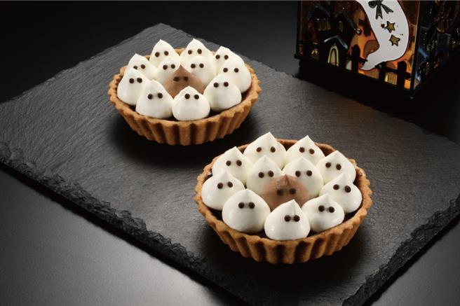 「迷你鬼精靈派對」鹹香派塔包裹73％「貝可拉」巧克力甘納許及清爽奶霜，售價169元。(亞尼克提供)